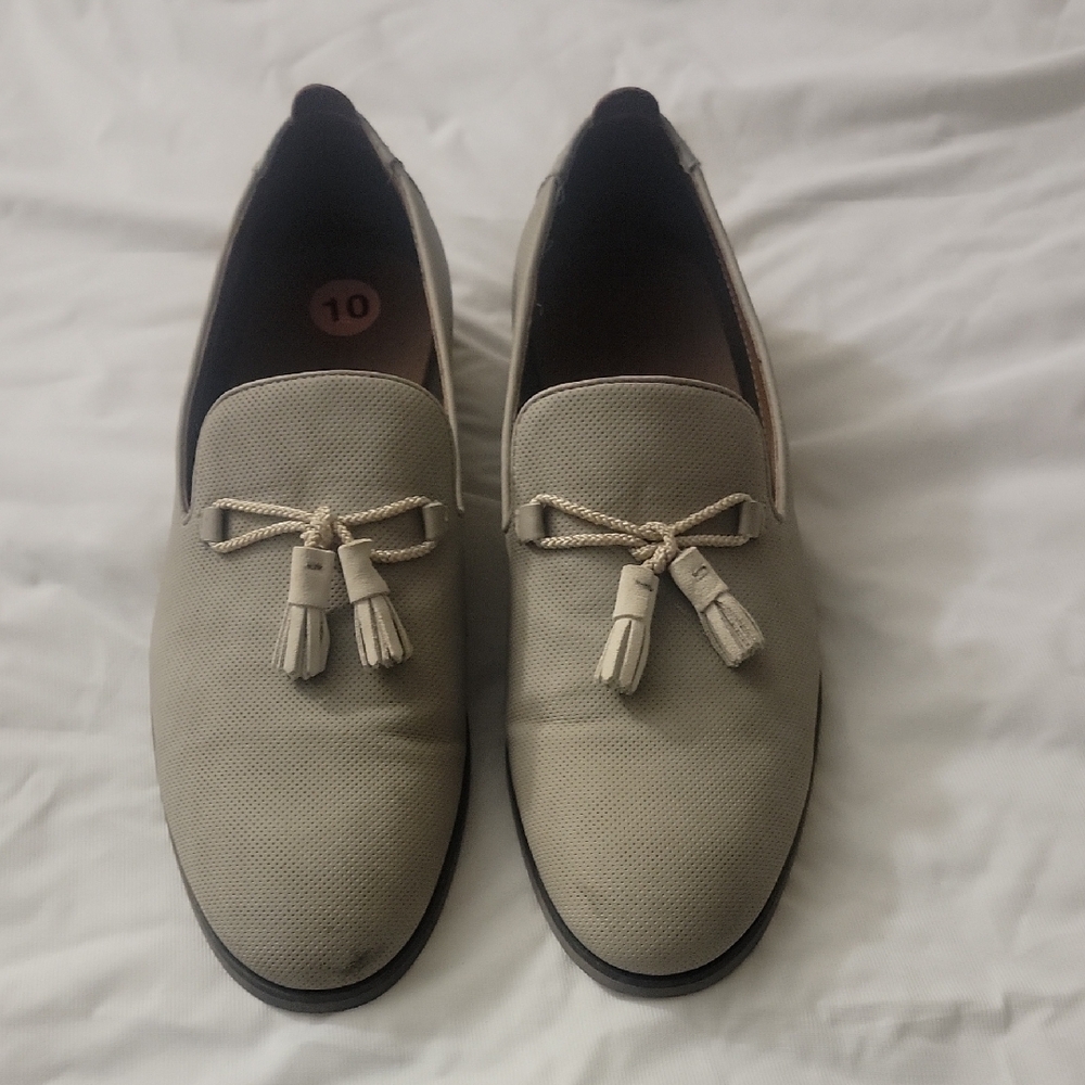 Men's Cream Loafers with Tassels